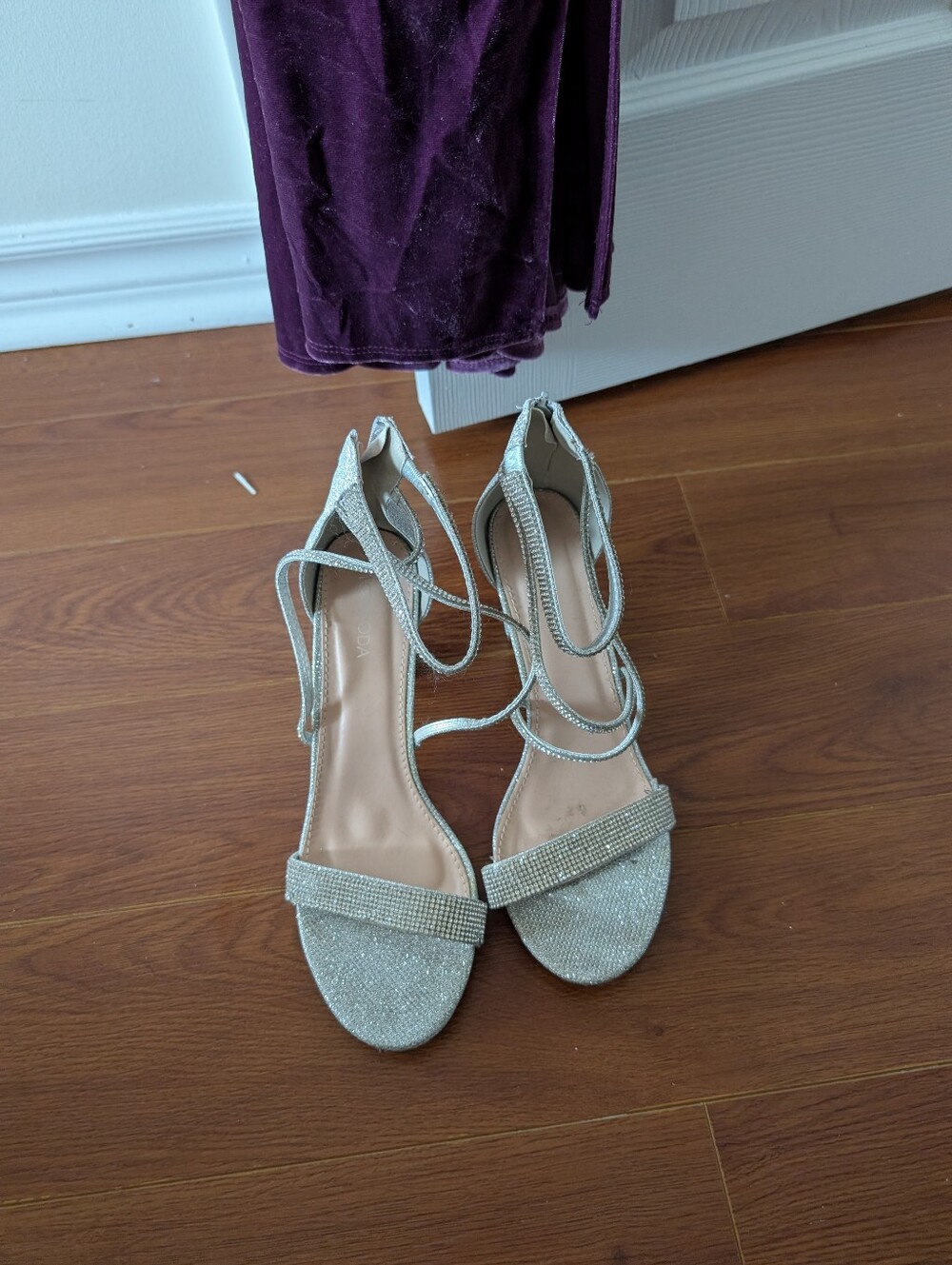 TOP Moda Silver Rhinestone Block Heels - Picture 6 of 7